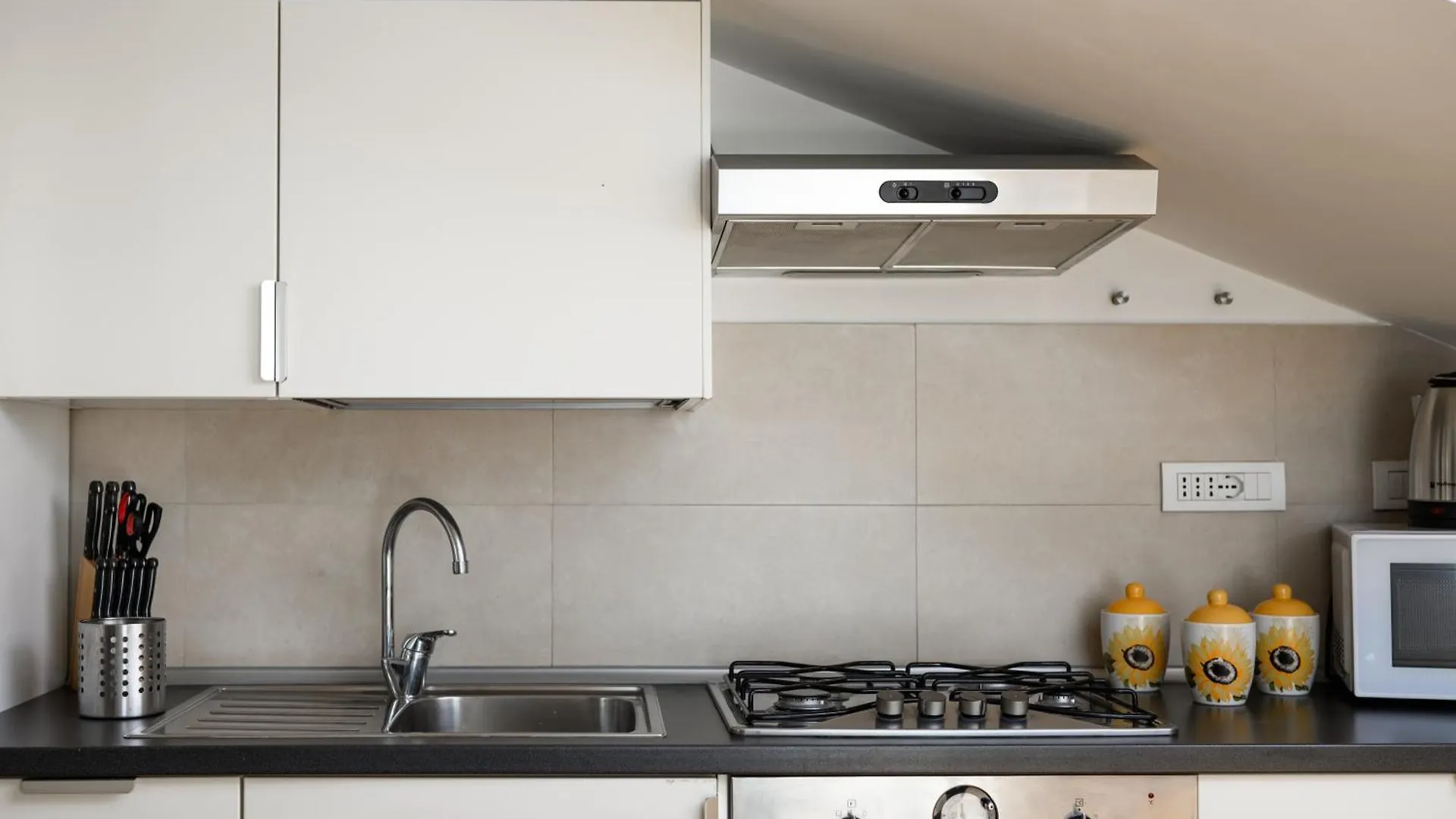 Appartement Napolidays Mansarda Garibaldi By Dimorra